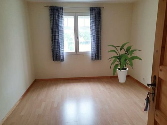 (Kind) Arbeitszimmer im OG