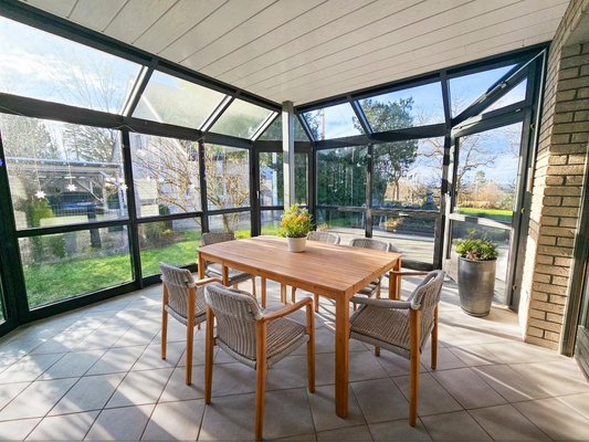 Einrichtungsbeispiel Wintergarten