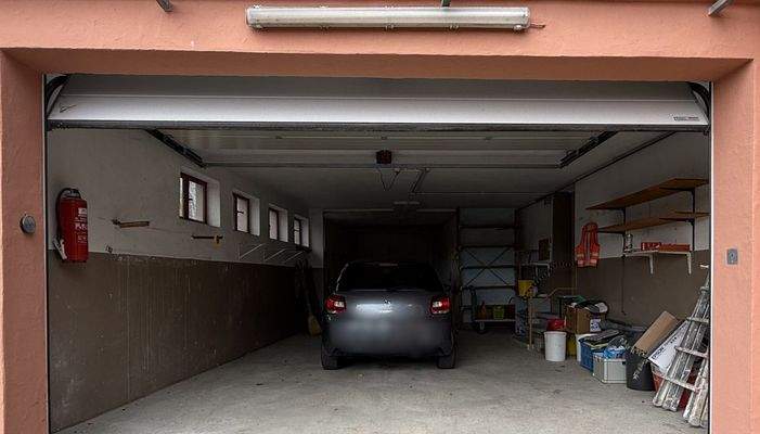 Garage 1