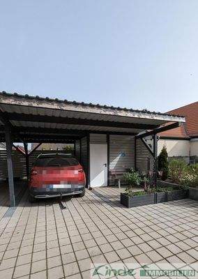 Stellplatz mit Schuppen