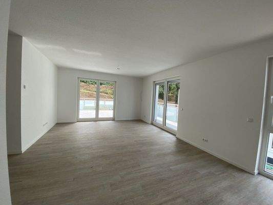 Wohnung-Fernwald-Tulpenweg 37-10446-001 WEH1E1-Woh