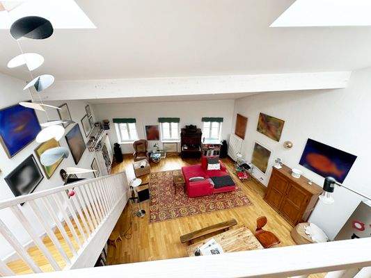 Galeriewohnung im DG