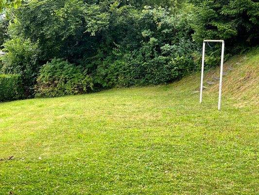 Großzügiges Grundstück unweit der Ortsmitte von Rott am Inn