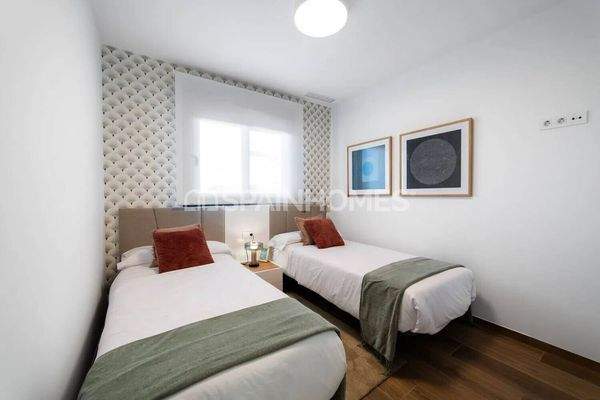 Contemporary Apartments in a Social Complex in Torrevieja