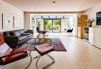 100_Wohnzimmer mit Wintergarten.jpg