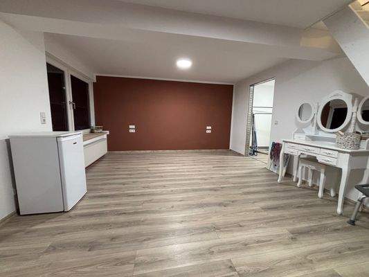 Teilansicht vom Schlafzimmer im UG.jpeg