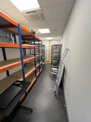 O 44 - Serverraum.jpg