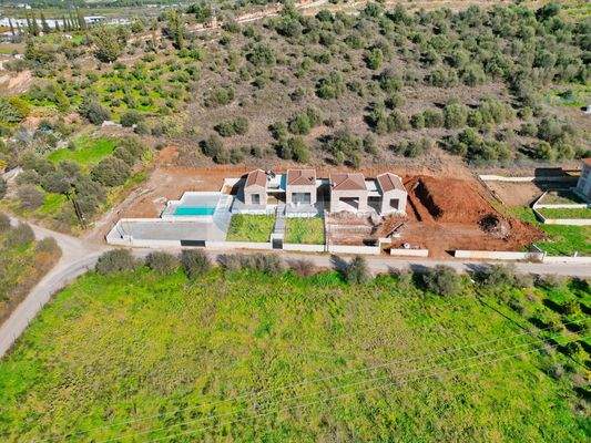 33024c7560b1447ca52a1a9cd58eedf0-original