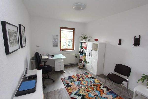 Arbeitszimmer im OG