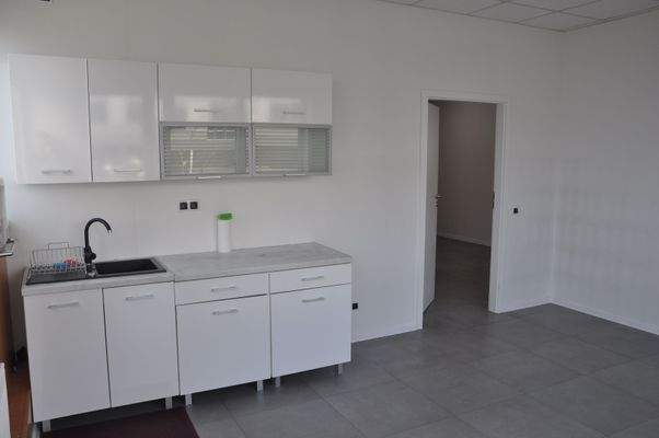 Aufenthaltsraum + Küche