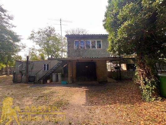 Garage und Werkstatt Nordseite