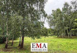 Großes Grundstück für Ihren Familientraum