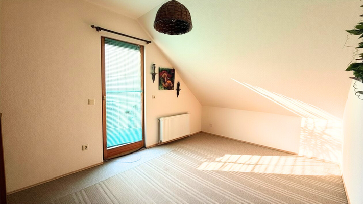 Schlafzimmer 2 im OG