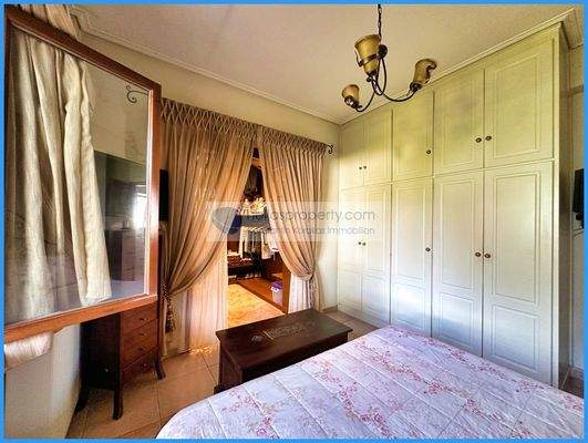 7e5fd238563643ee9b4a6c7914b3b04b-original