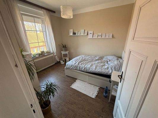 Schlafzimmer Mietwohnung OG rechts