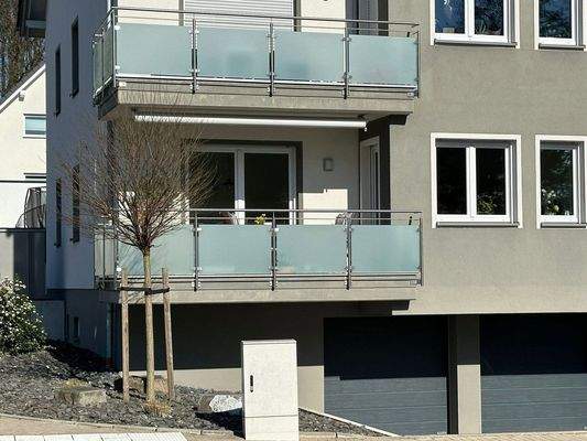 Gebäudeansicht Balkon