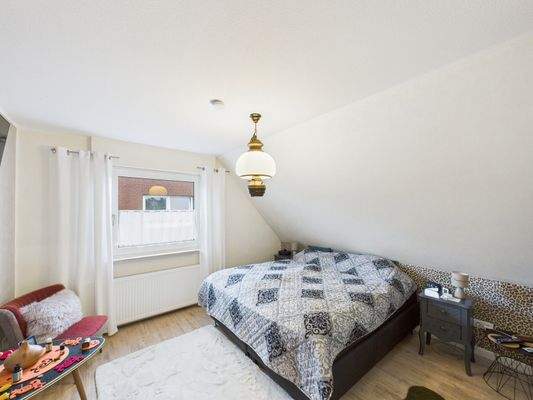 CAM03784G0-PR0091-STILL034