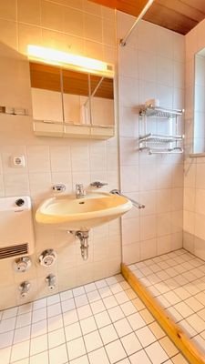 Badezimmer1.jpg
