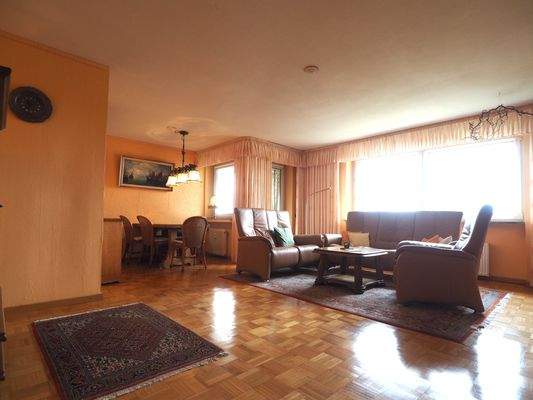 Blick ins Wohnzimmer 1