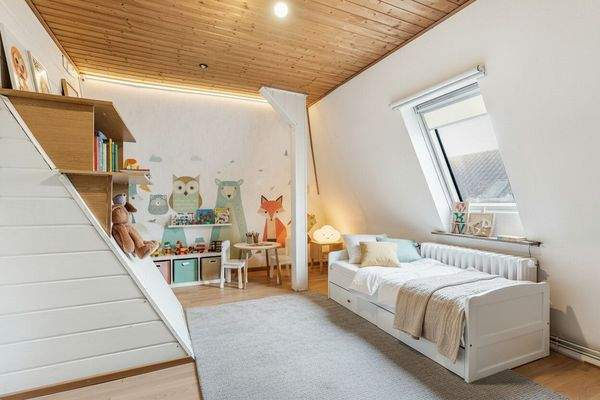 Schlafzimmer IV (Einrichtungsbeispiel) im Dachgeschoss 