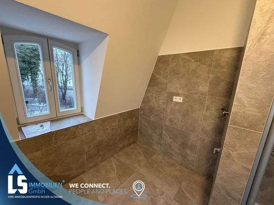 Platz für Waschmaschine und Trockner