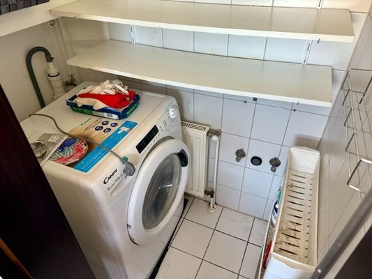 HWR (ehemals WC) mit Waschmaschine
