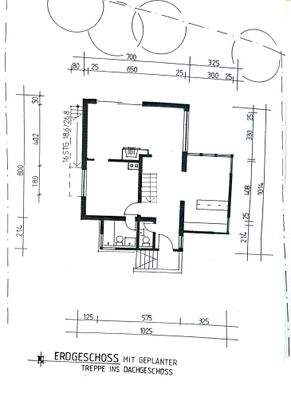 Grundriss EG mit Innentreppe zum DG