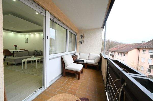 Innenbild_Balkon_Seite