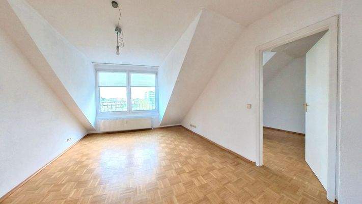 Wohnzimmer Richtung Fenster