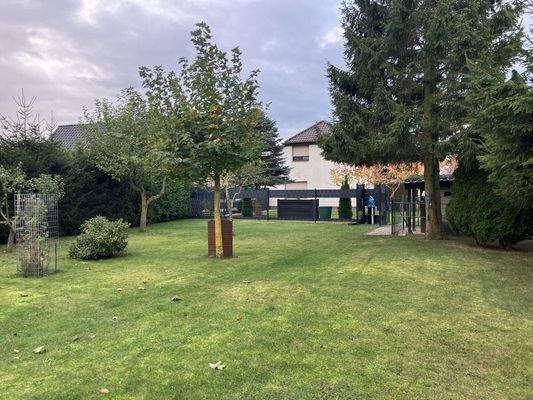 15. Garten hinter dem Haus