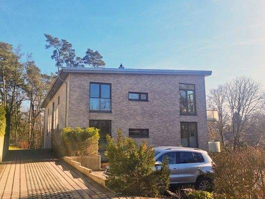 Eingangsbereich des modernen Wohnhauses