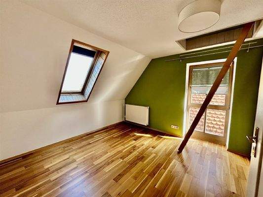 ... Leiter zur Schlaf-Empore