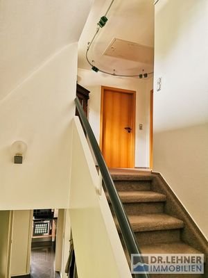 Großzügige Treppenanlage