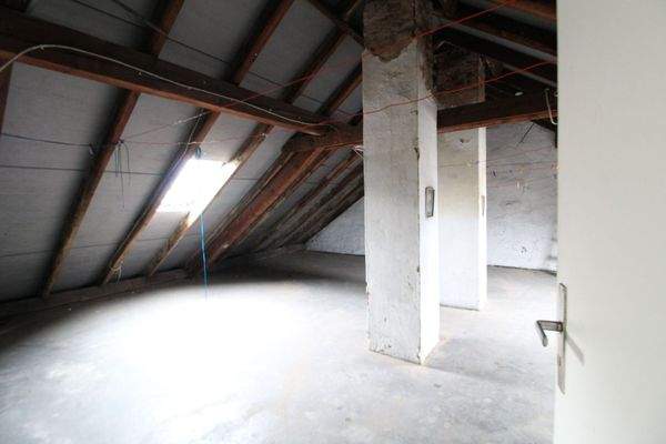 Dachgeschoss ausbaufähig