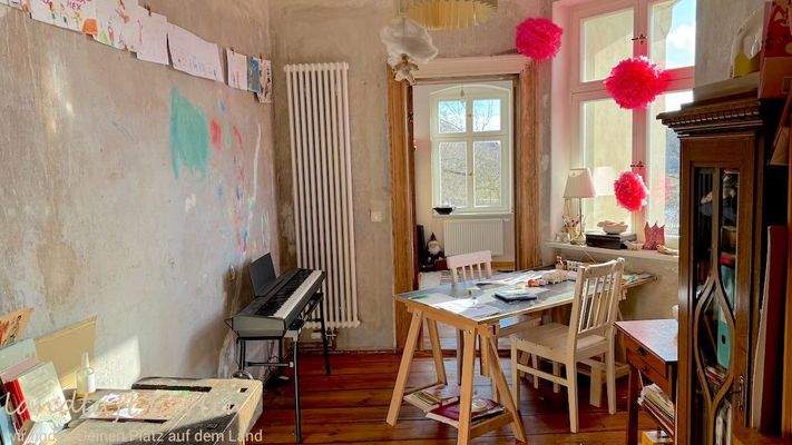 Durchgangszimmer im 2. OG.jpeg