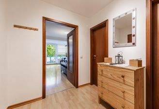 Blick ins Wohnzimmer