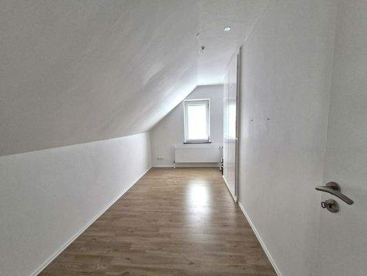 Kinderzimmer / Büro DG "Haus 1"