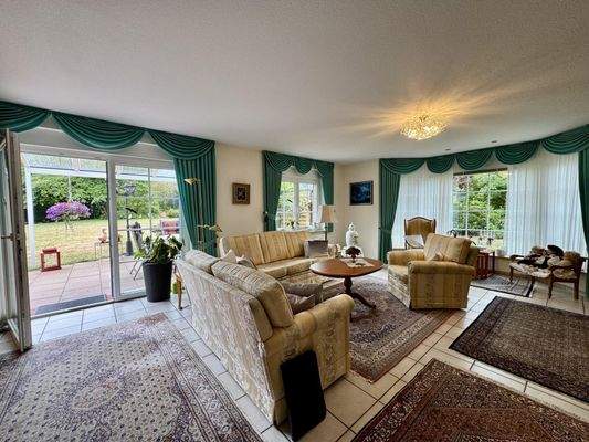 Wohnbereich mit Terrassenzugang