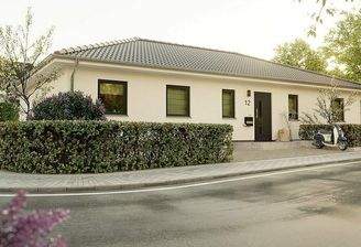 Bungalow-131-streetview.jpg