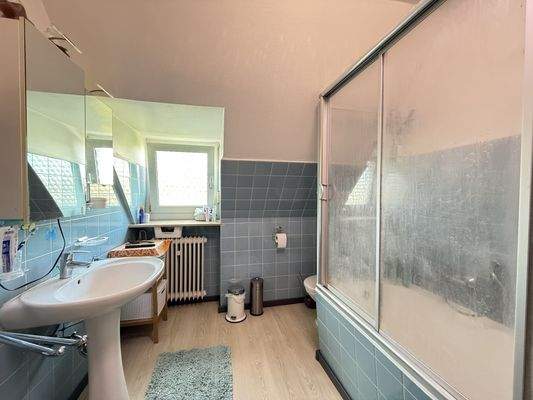 Bad im Obergeschoss