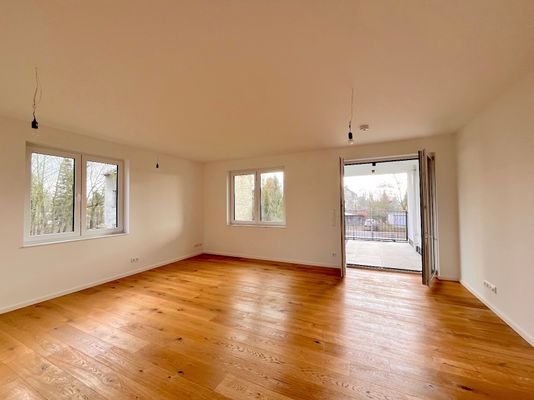Wohnen/Essen/Balkon