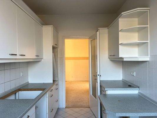 Wohnküche mit Fenster