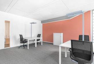 Regus_DoppelX_4977_Hamburg_Germany_SmallOffice.jpg