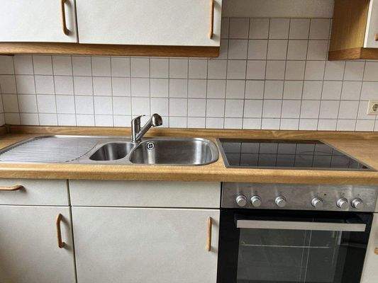 Küche Wohnung Klein.jpg