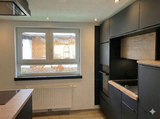 EG: Küche - Fenster zum Garten