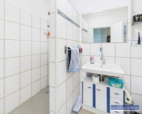 Badezimmer Wg. EG links