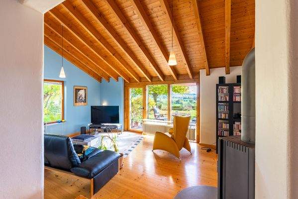 Wohnzimmer (Hauptwohnung)