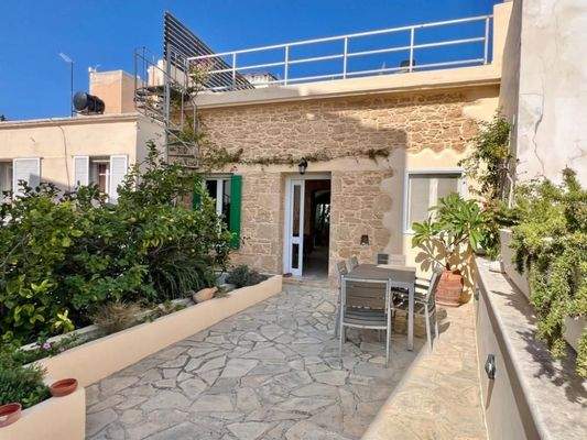 Kreta, Sitia: Steinstadthaus mit Terrasse zu verkaufen