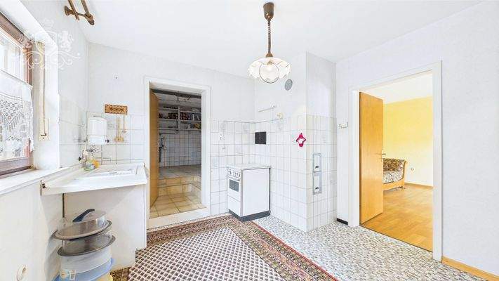 CAM01984G0-PR0473-STILL024