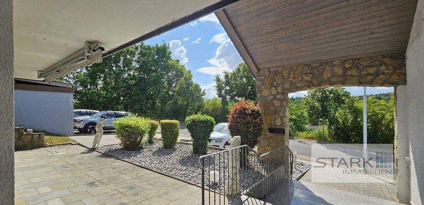 A Eingangsbereich.jpg